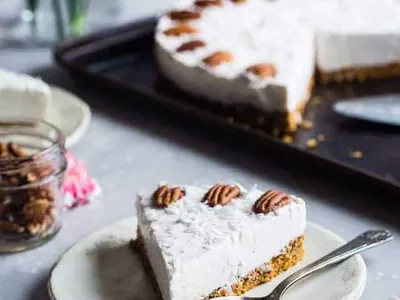 Carrot Cake Cheesecake with cream cheese