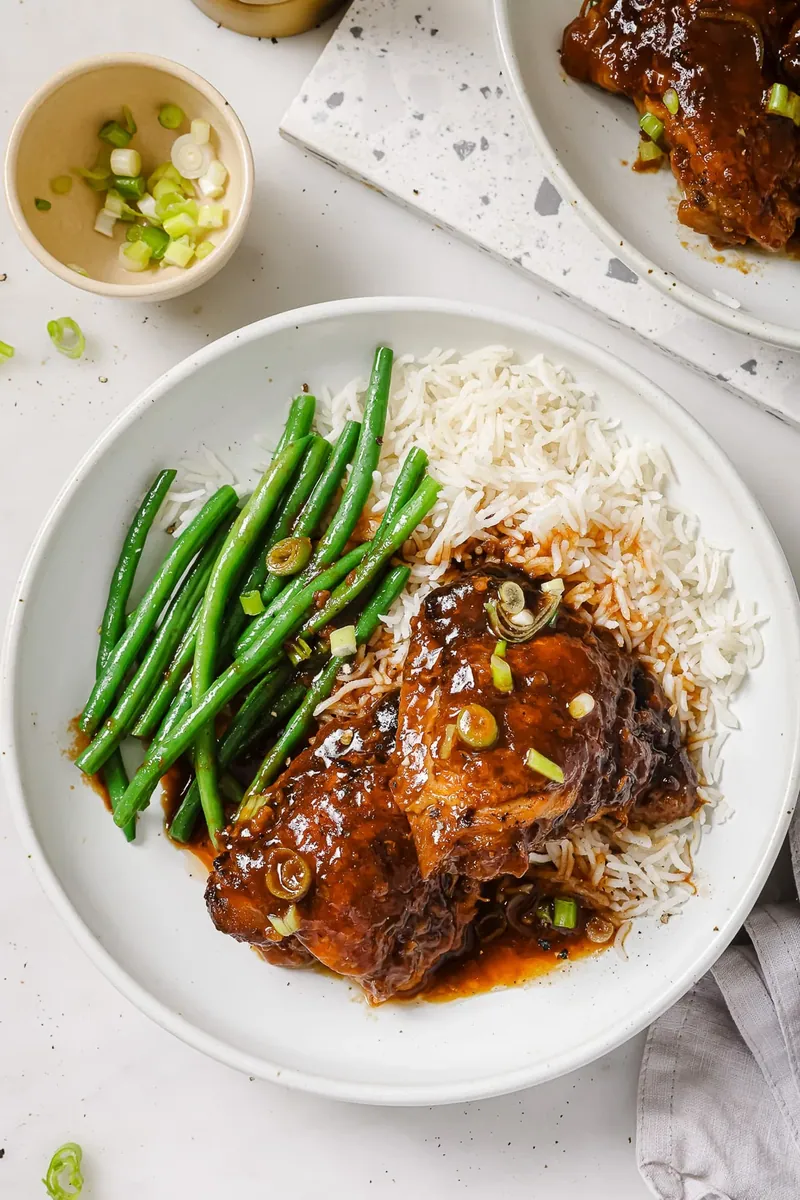 Slow Cooker Honey Garlic Chicken with green onions
