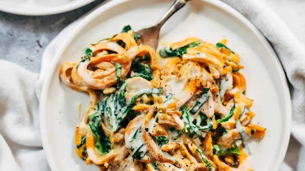 Creamy Spinach Sweet Potato Noodles