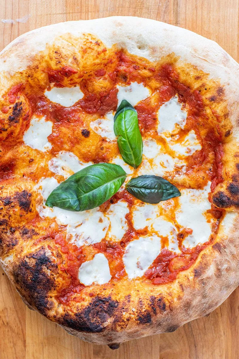 Margherita Pizza with mozzarella