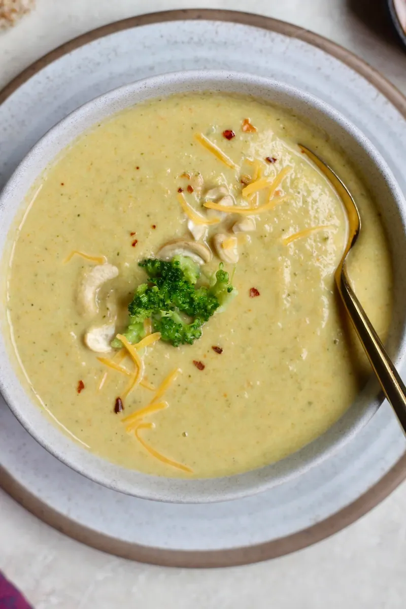 Creamy Vegan Broccoli Soup