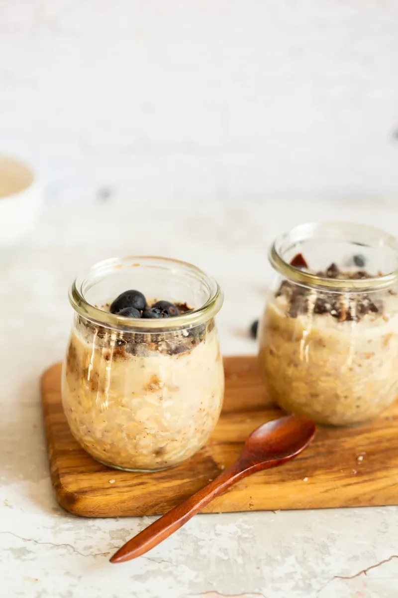 Samoa Cookie Overnight Oats