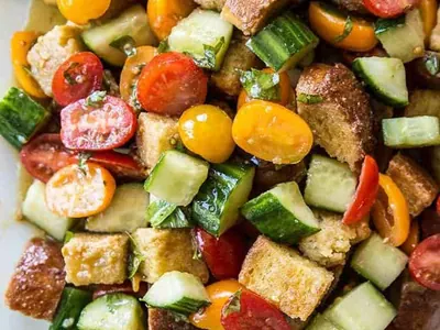 Summer Tomato Panzanella