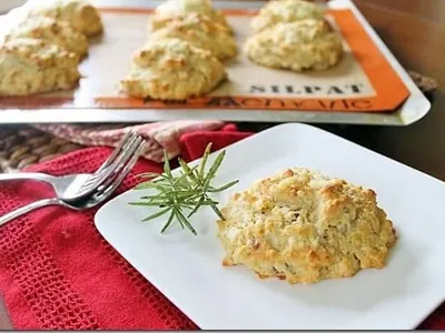 Rosemary Cheddar Bacon Biscuits