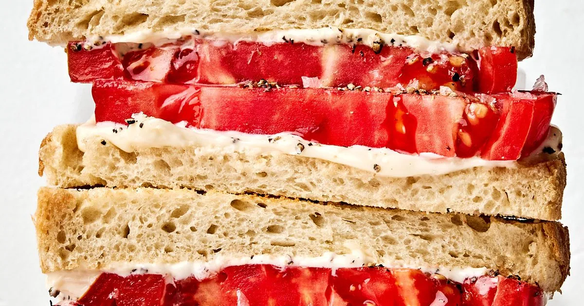 Heirloom Tomato Sandwich