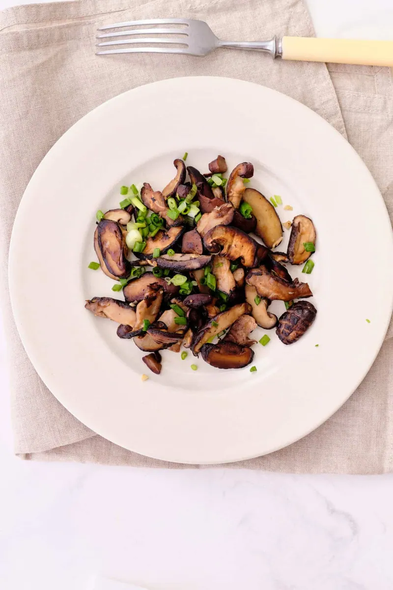 Shiitake Mushrooms with Garlic