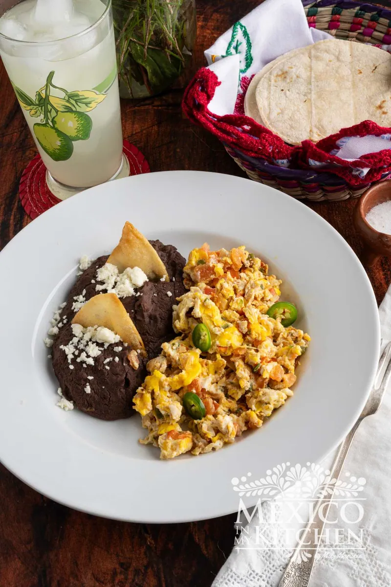 Mexican Scrambled Eggs