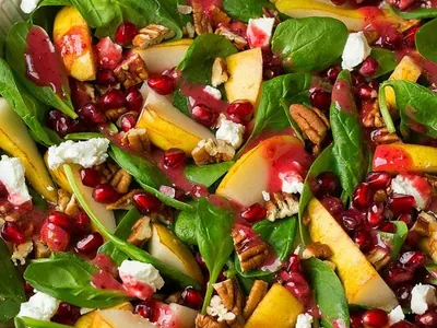 Pear Spinach Salad