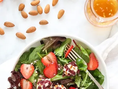 Berry Goat Cheese Salad
