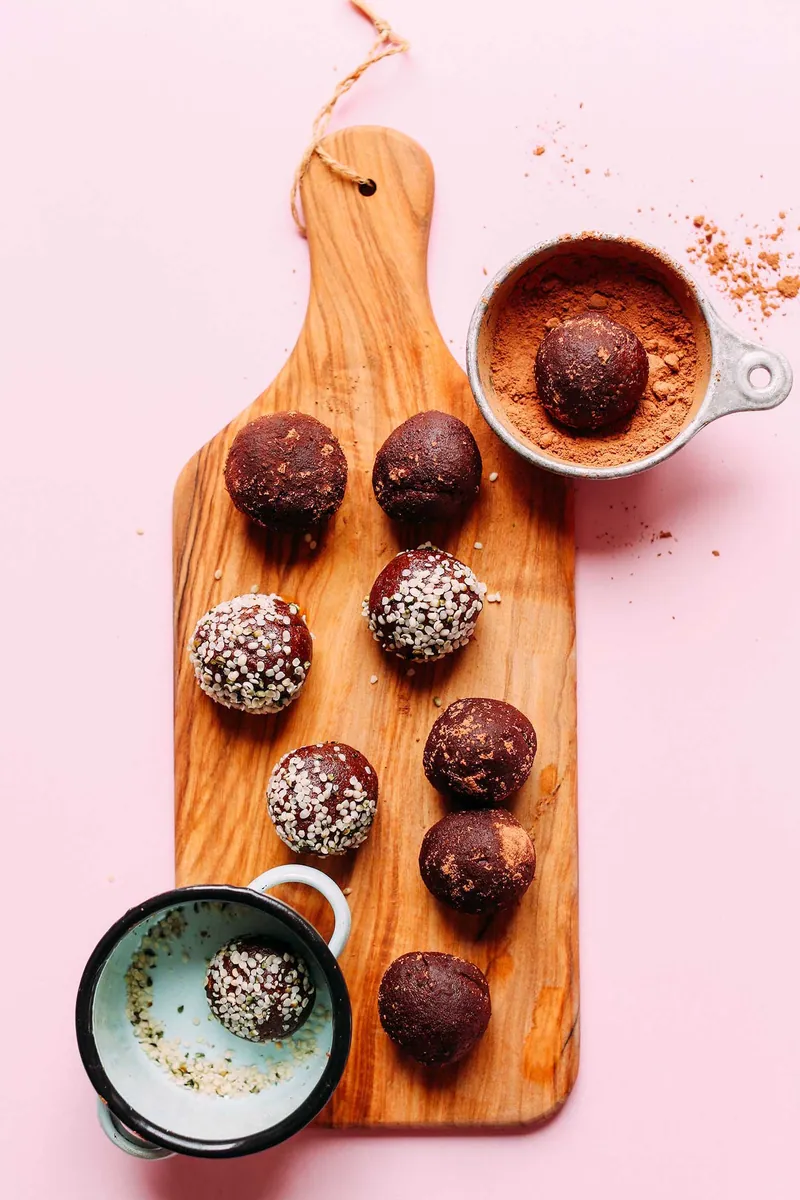 Dark Chocolate Hemp Energy Bites