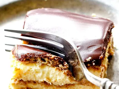 Chocolate Eclair Cake