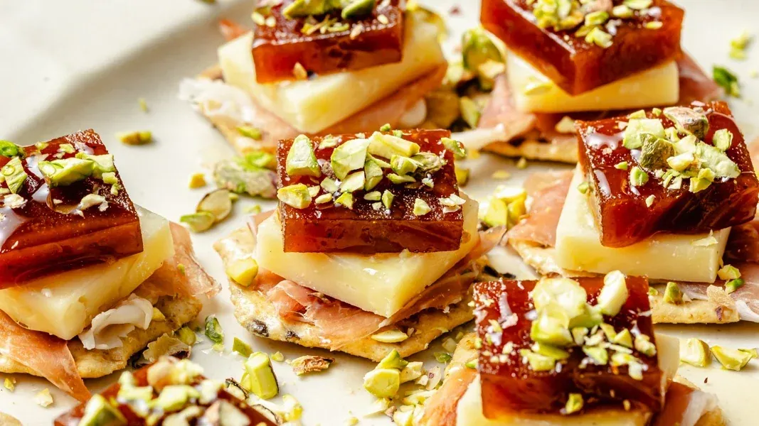 Guava Cheese Crackers