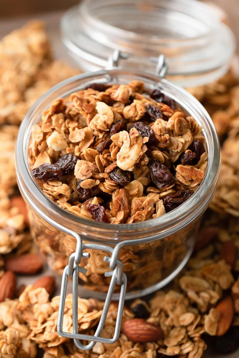 Cinnamon Raisin Granola