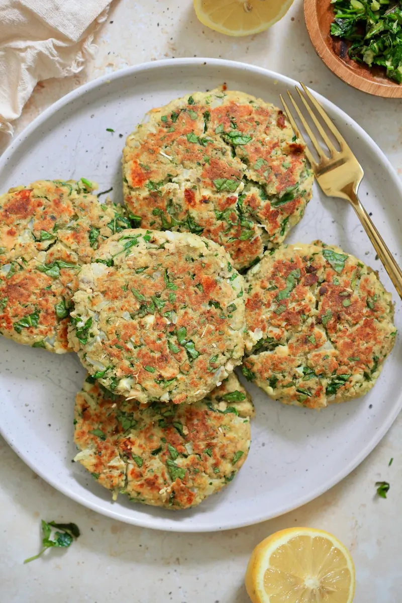 Mediterranean Salmon Burgers