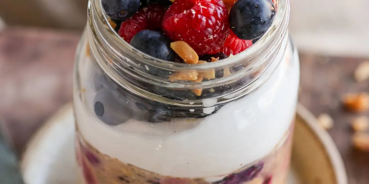 Peanut Butter Jelly Overnight Oats