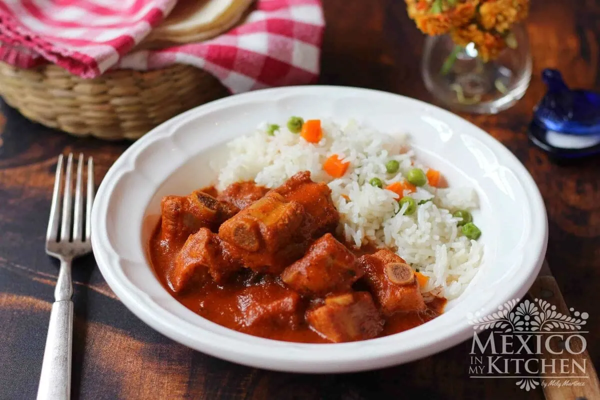 Pork Ribs in Tomato Sauce