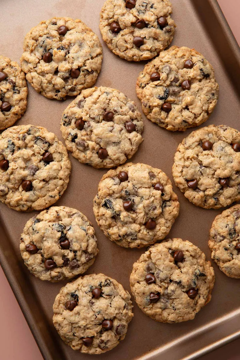 Oatmeal Cherry Cookies