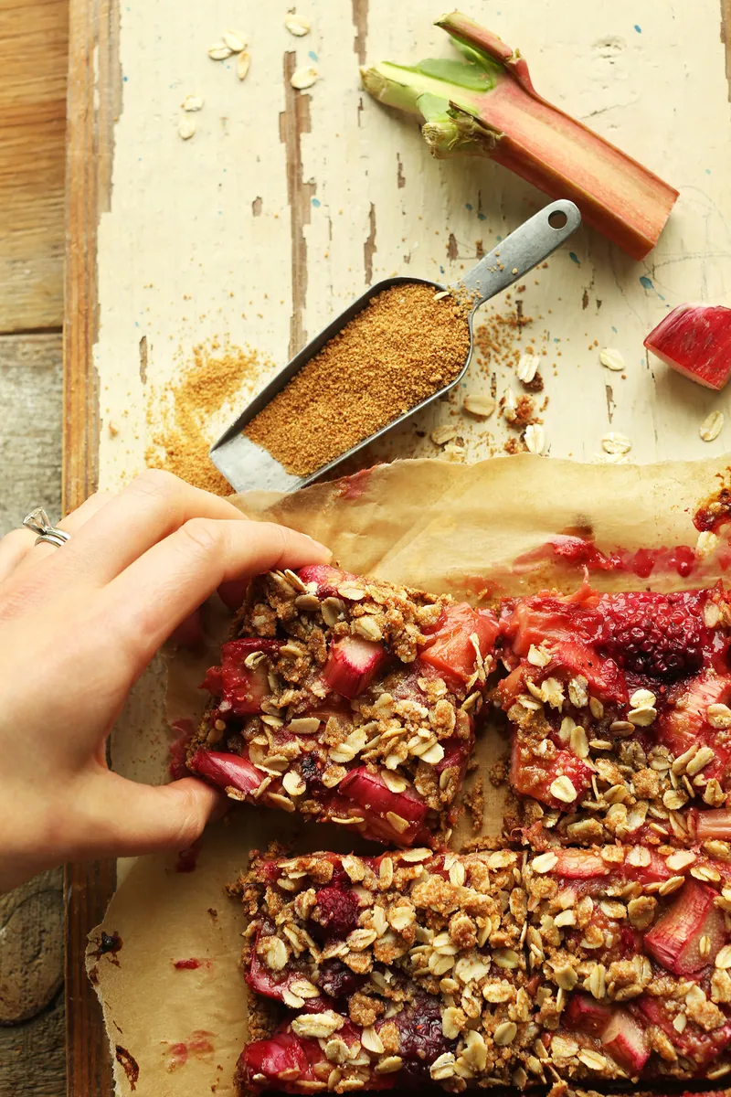 Oat Strawberry Rhubarb Crumble Bars