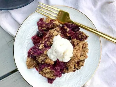 Mixed Berry Almond Crisp