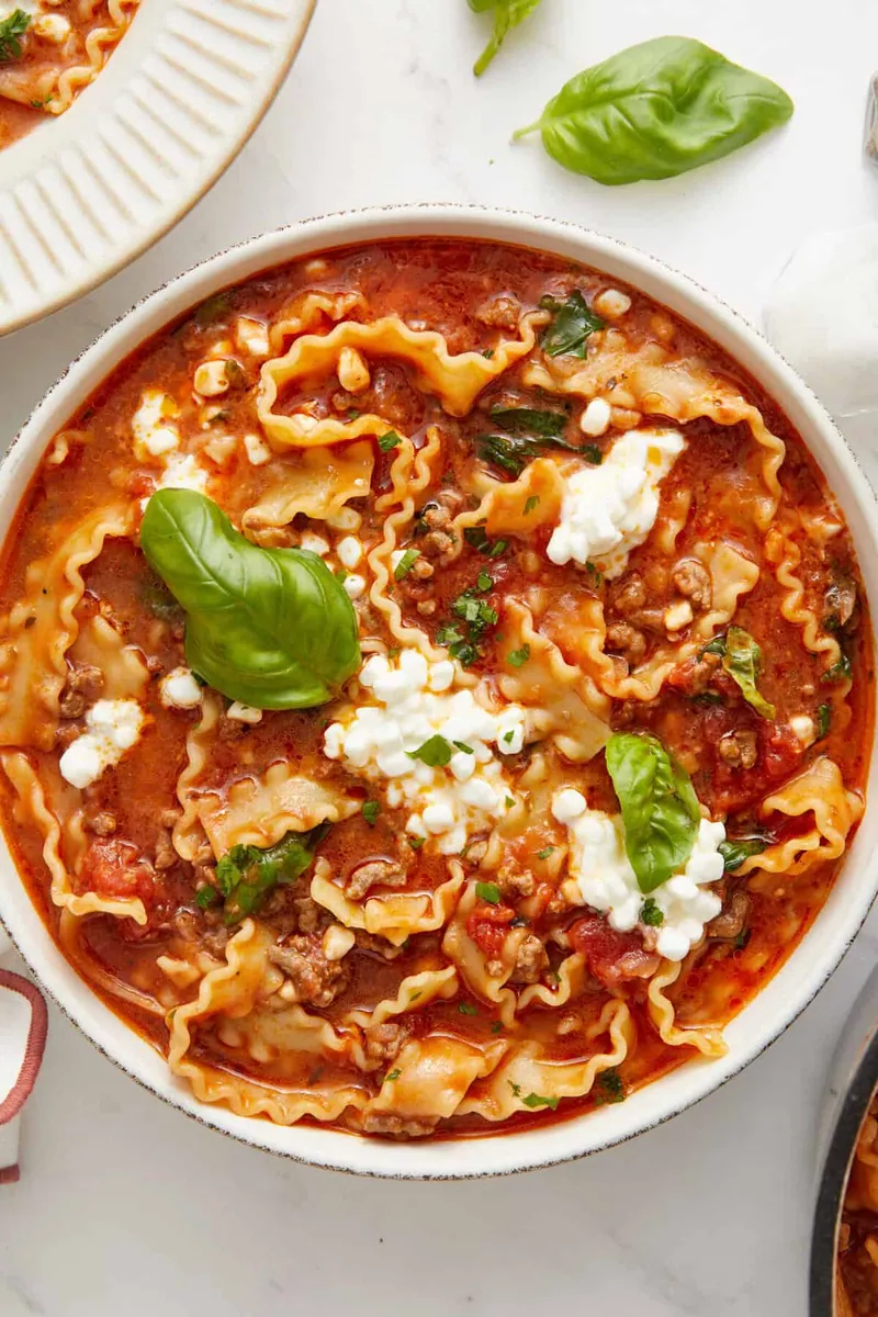 Lasagna Soup with ground beef