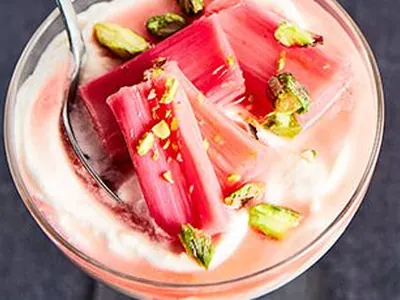 Rhubarb Fool