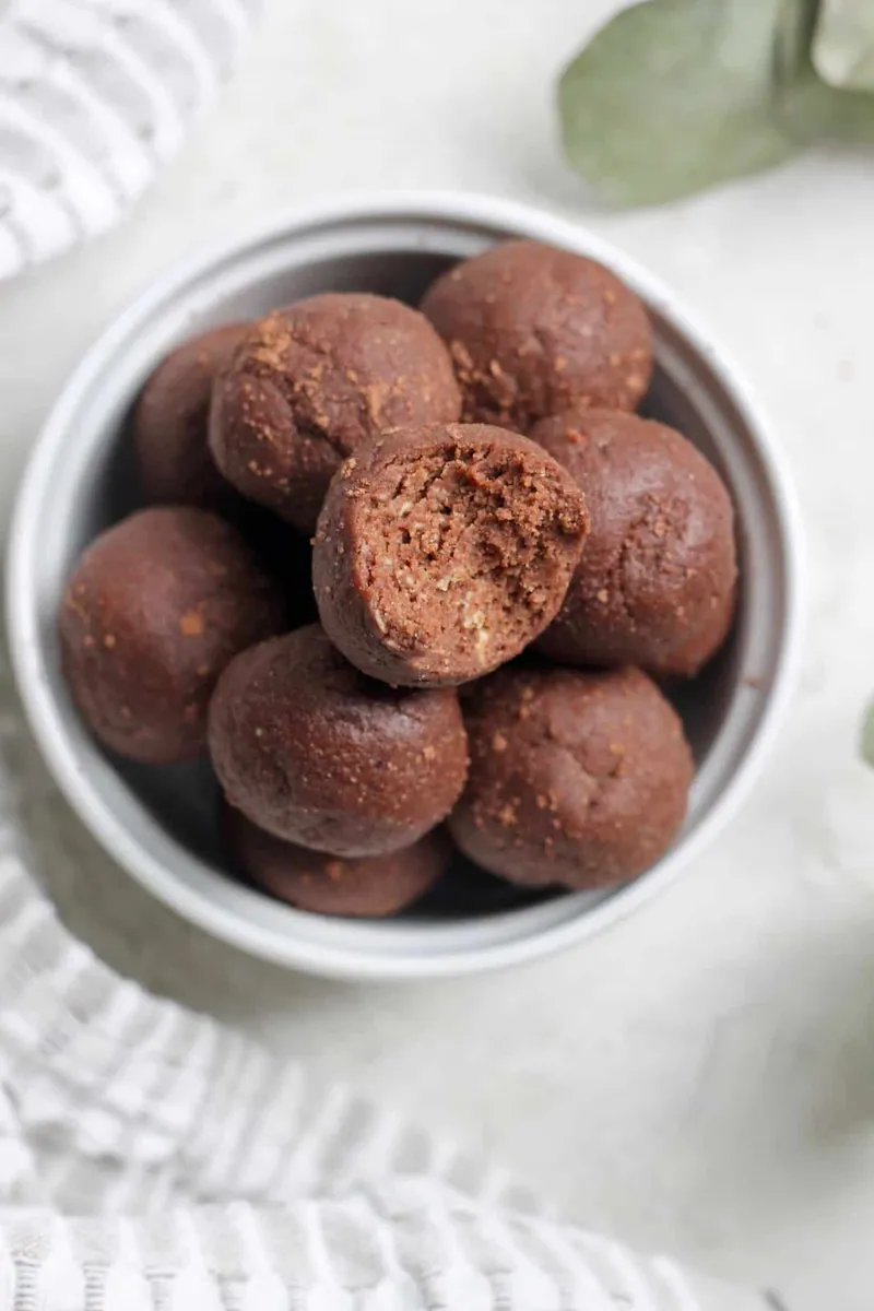 Mint Chocolate Energy Bites