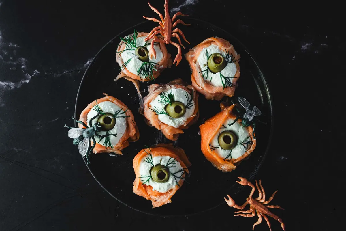 Smoked Salmon Eye Canapes