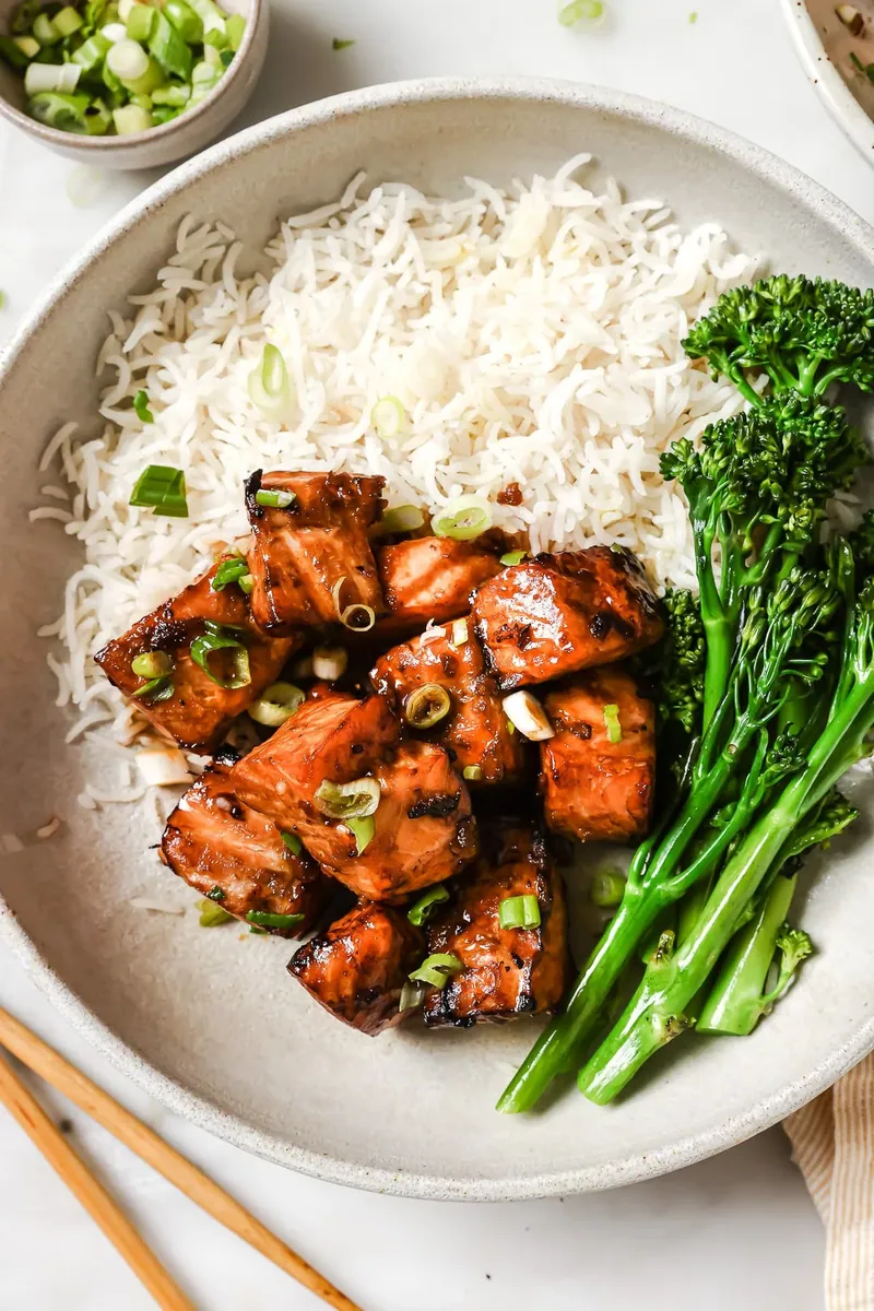 Air Fryer Salmon Bites