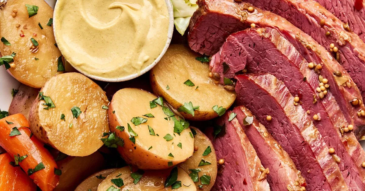 Corned Beef and Cabbage with potatoes