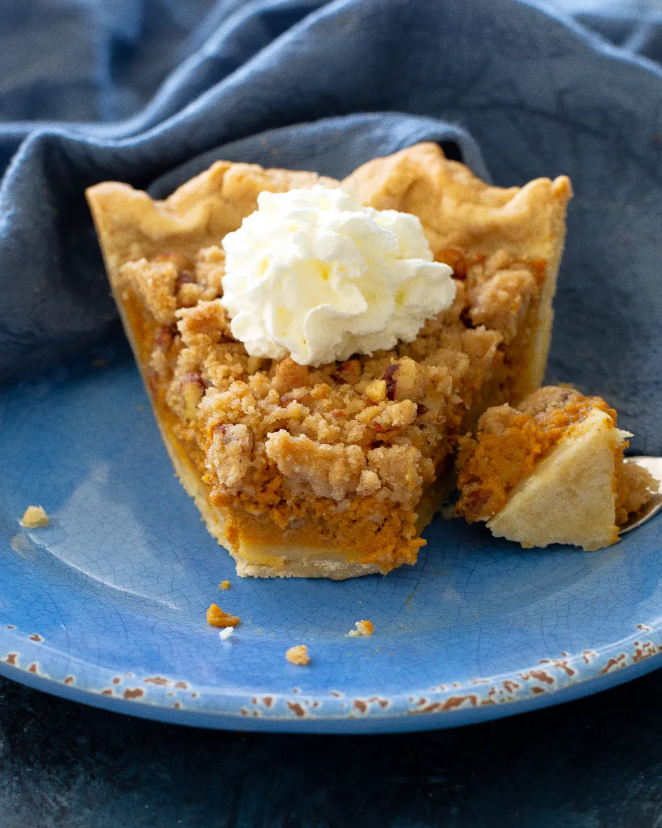 Streusel Pumpkin Pie