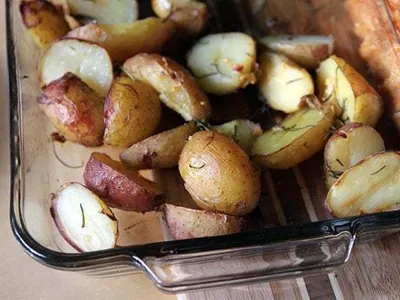 Roasted Garlic Rosemary Potatoes